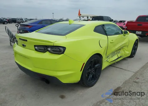 2021 Chevrolet Camaro Rwd 1Lt z USA, uszkodzony, nr VIN 1G1FB1RS4M0122664